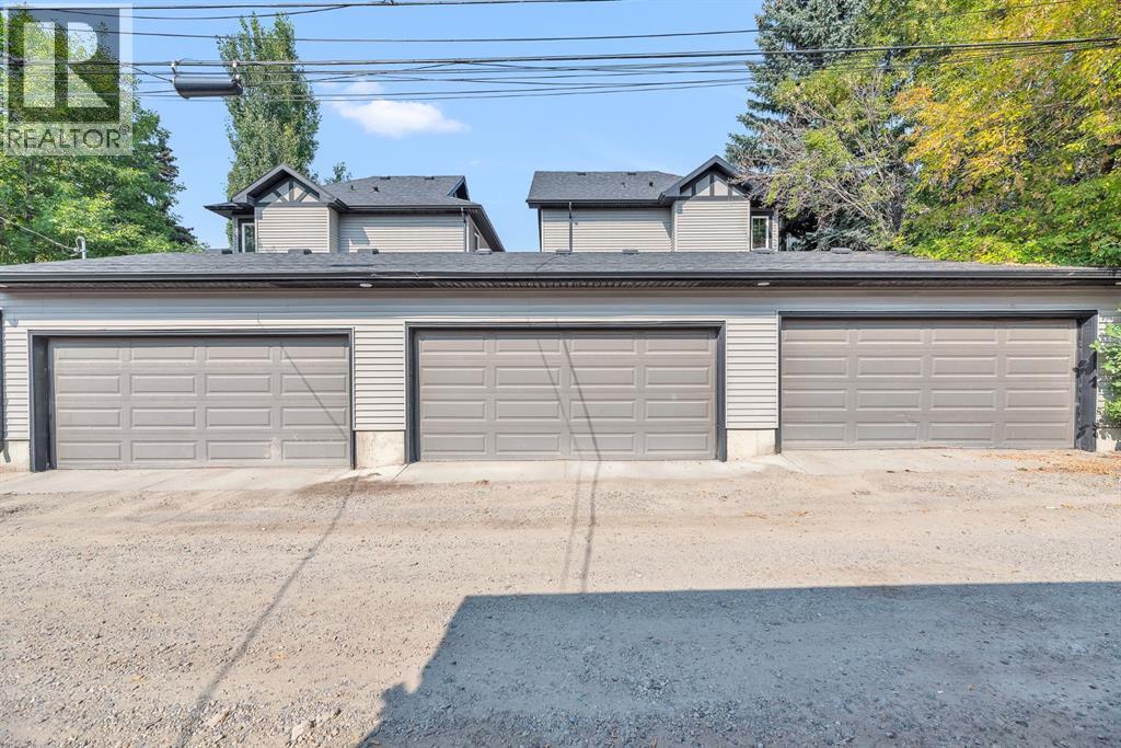 Single Family House for Sale in    Avenue NE Crescent Heights Calgary 