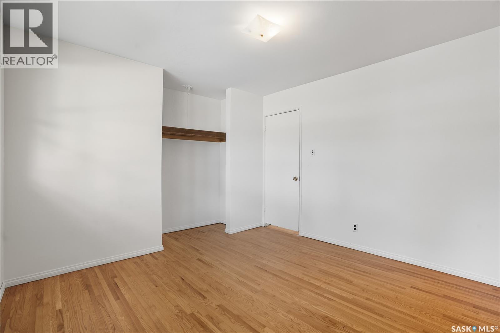 Single Family House Bungalow for Sale in  Horace STREET Regina 