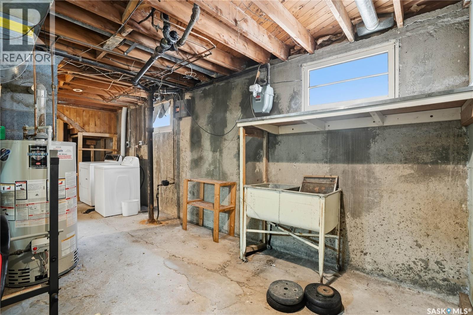 Single Family House Bungalow for Sale in  Horace STREET Regina 