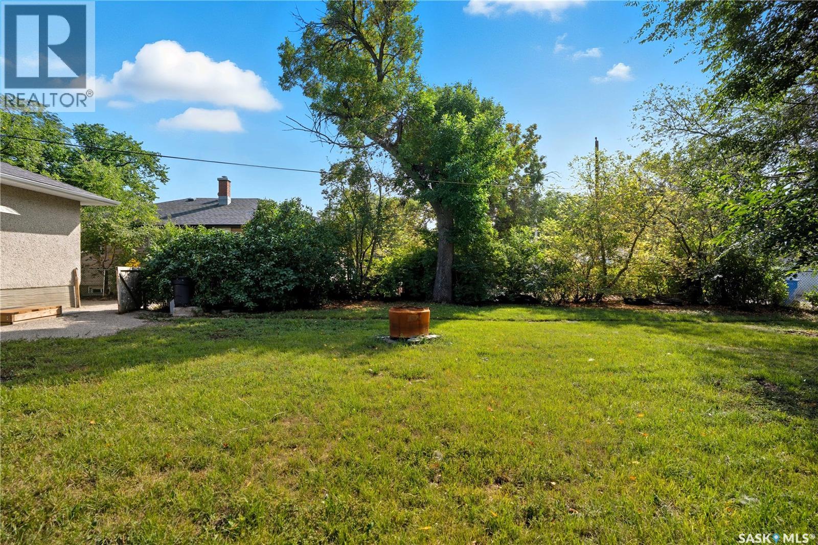 Single Family House Bungalow for Sale in  Horace STREET Regina 