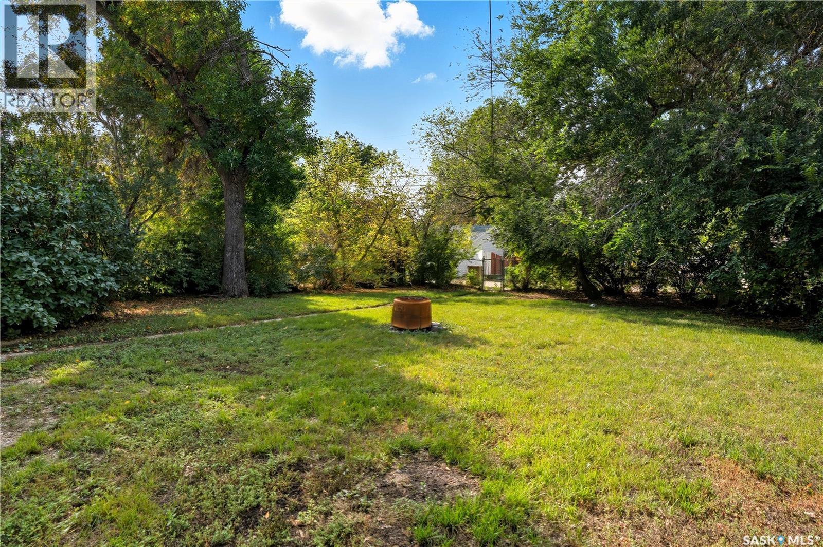 Single Family House Bungalow for Sale in  Horace STREET Regina 