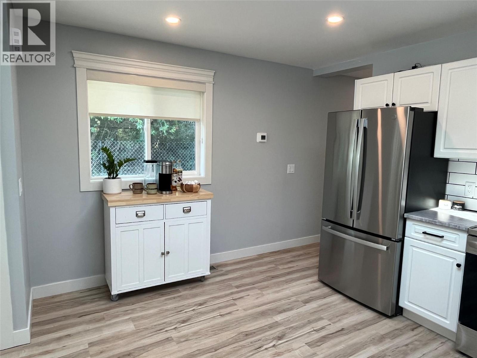  1987 Elkridge Place, Westbank