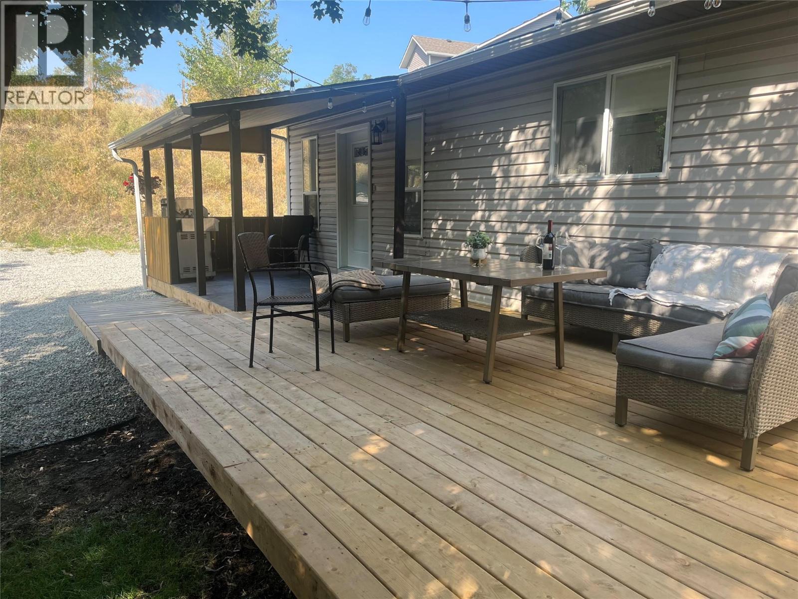  1987 Elkridge Place, Westbank