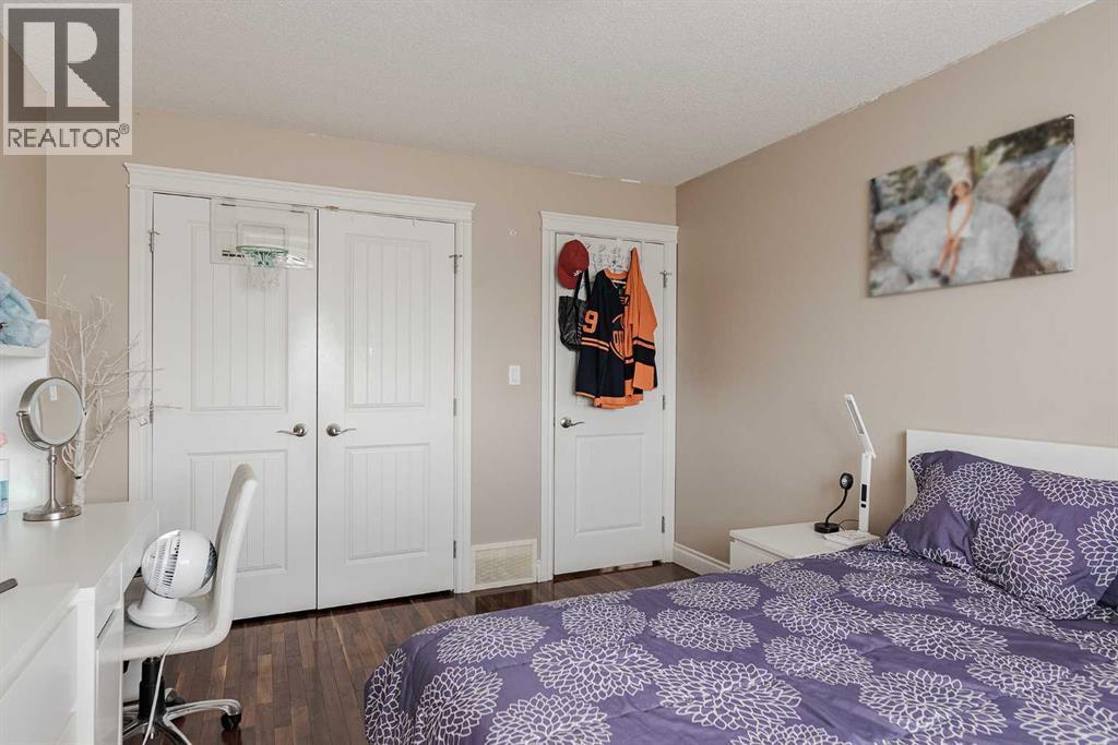 243 Wild Rose Street, Fort McMurray
