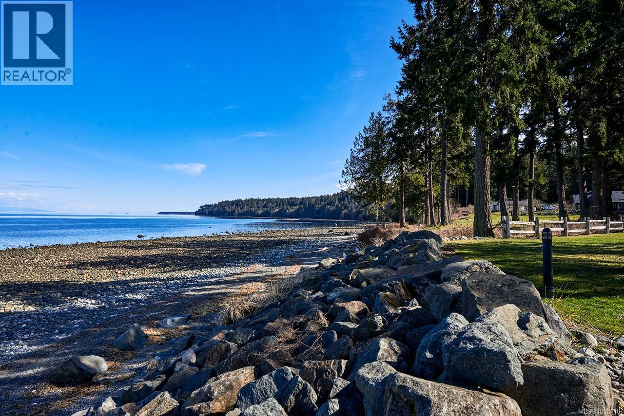 45 5251 Island Hwy W, Qualicum Beach