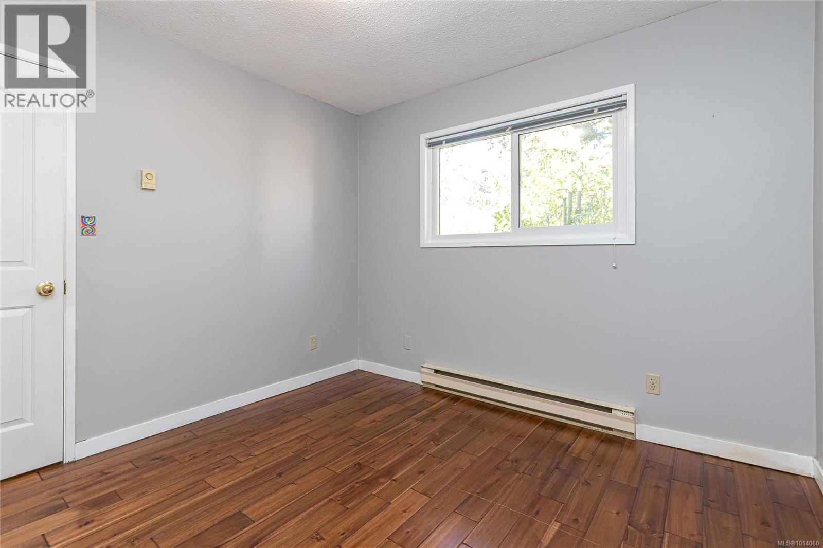 4166 Crosshaven Close, Saanich