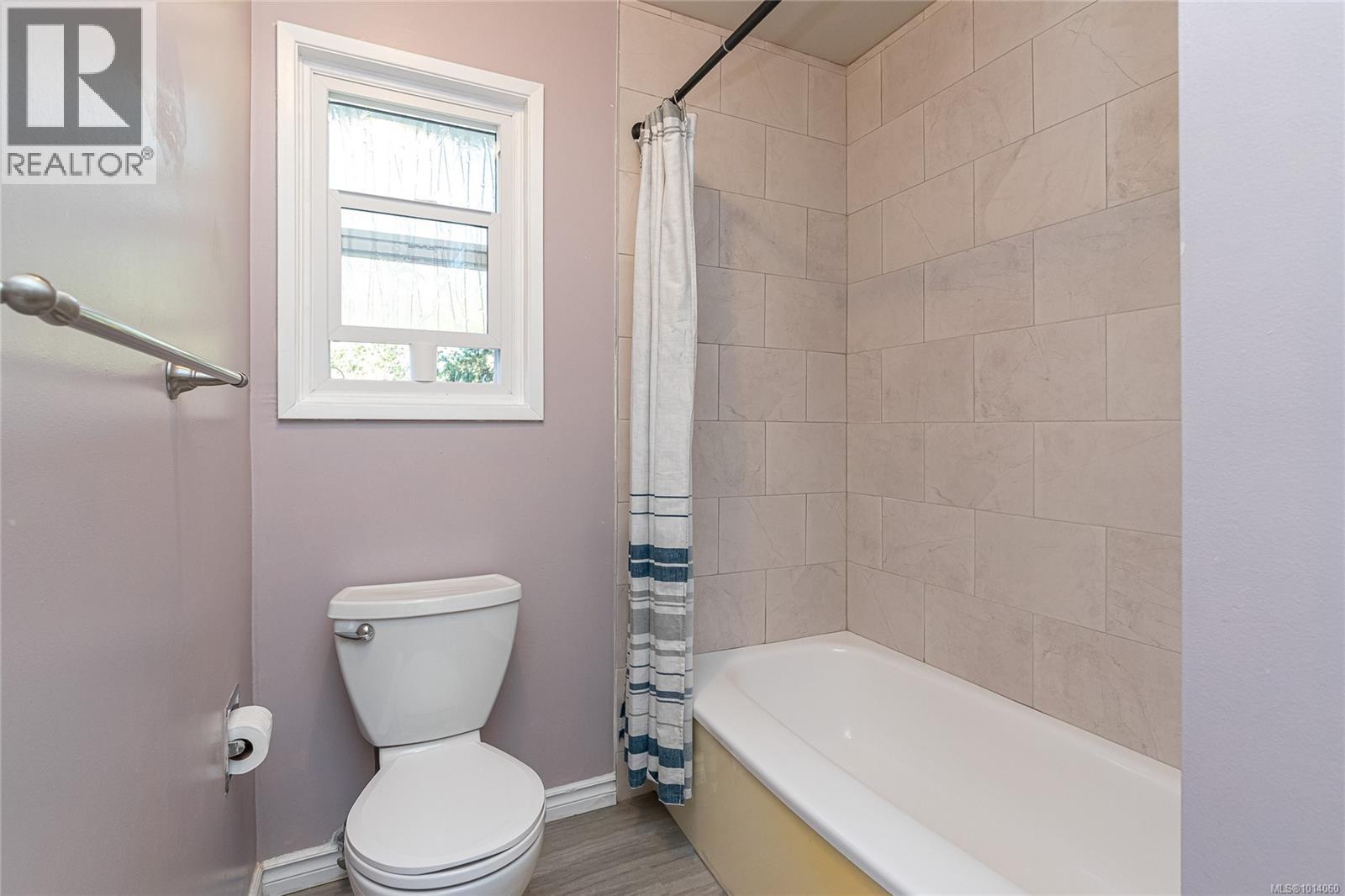 4166 Crosshaven Close, Saanich