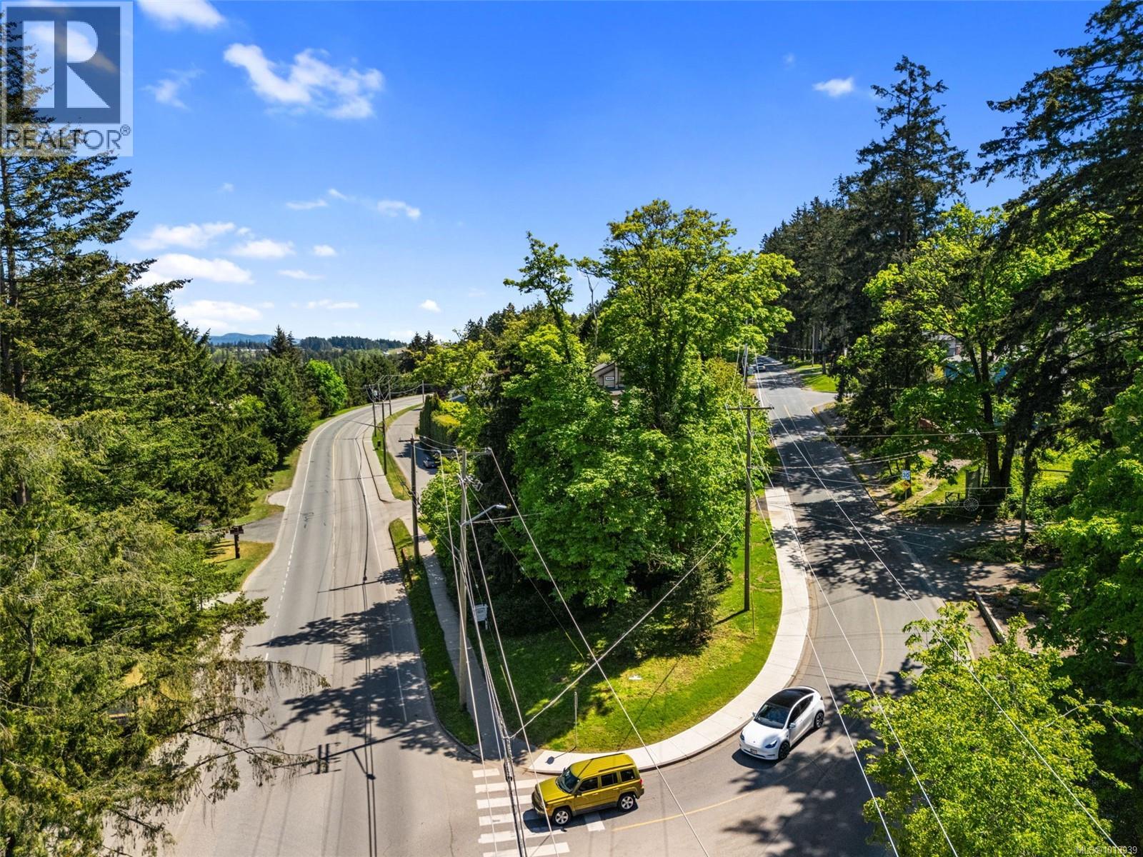  7471 Veyaness Road, Central Saanich