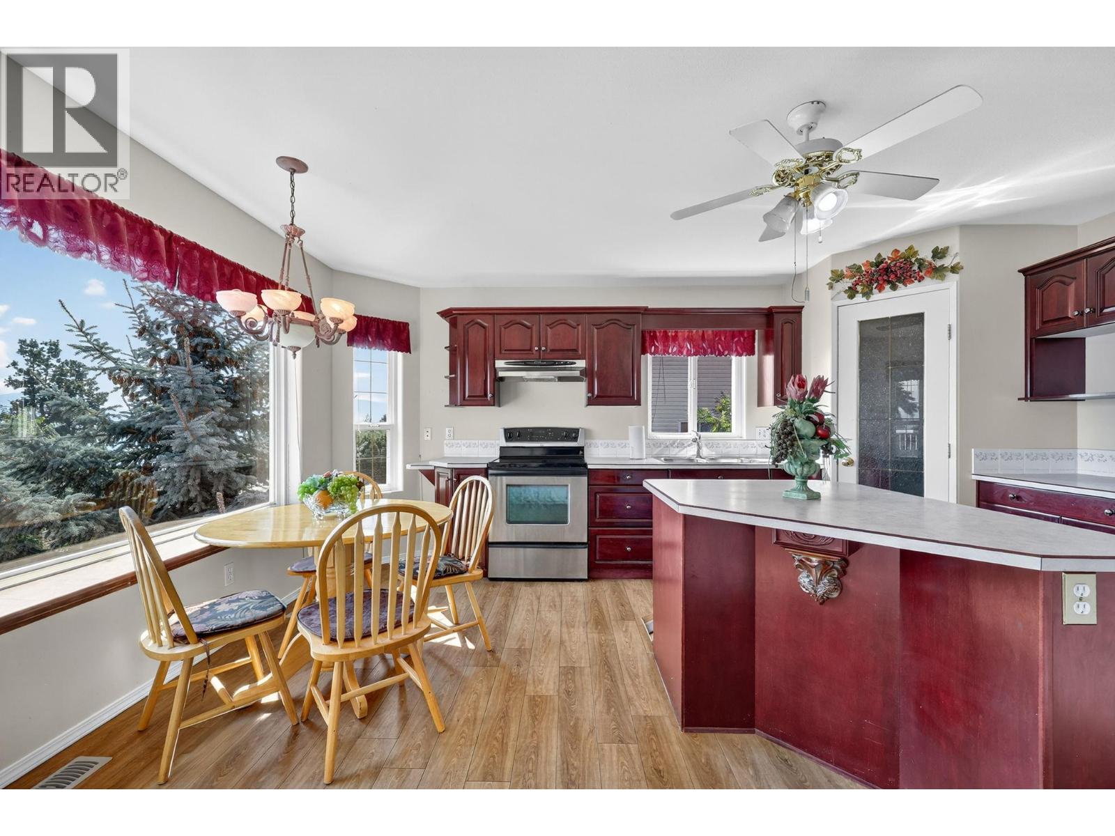  5220 Sutherland Road, Peachland