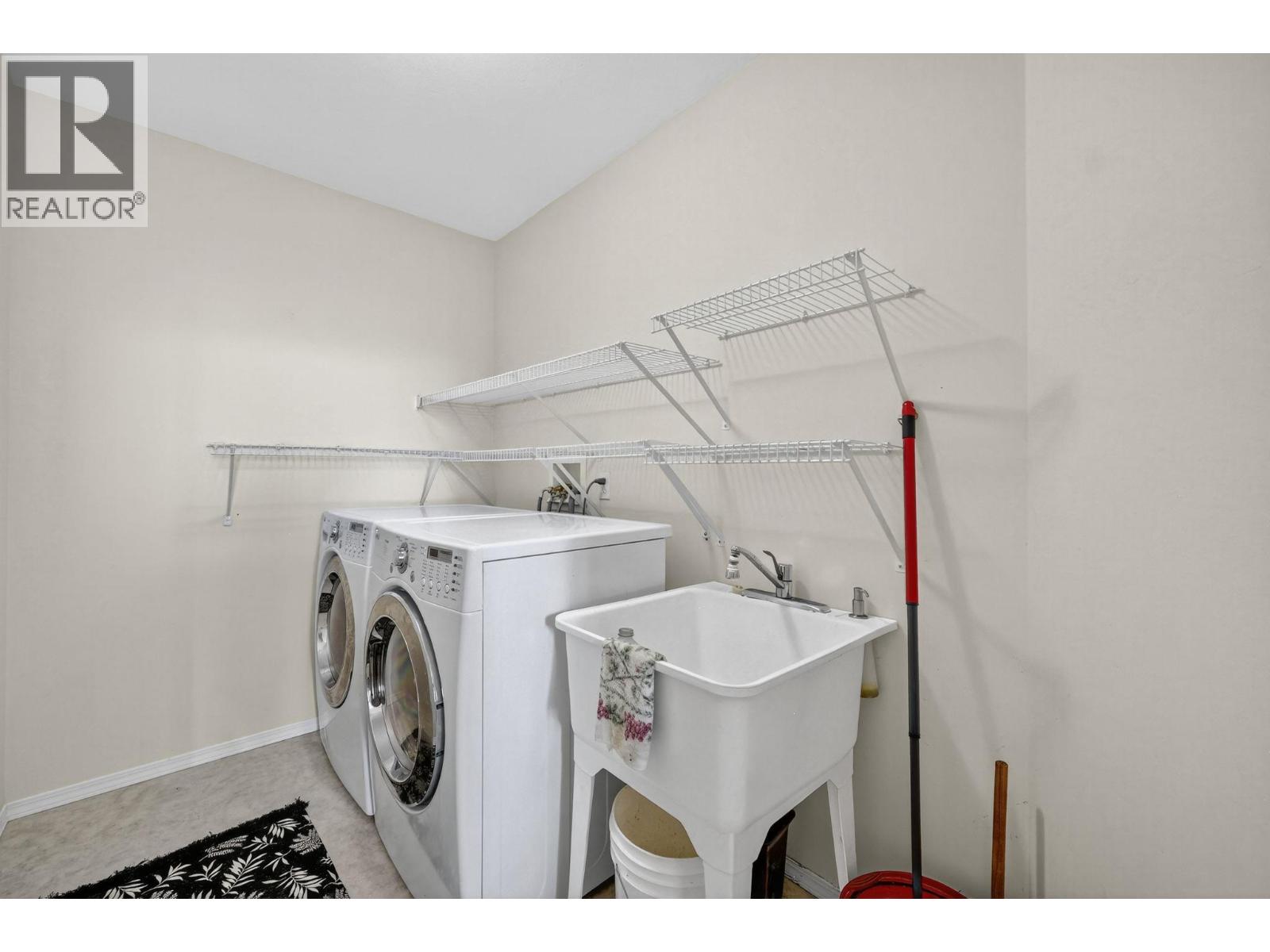  5220 Sutherland Road, Peachland