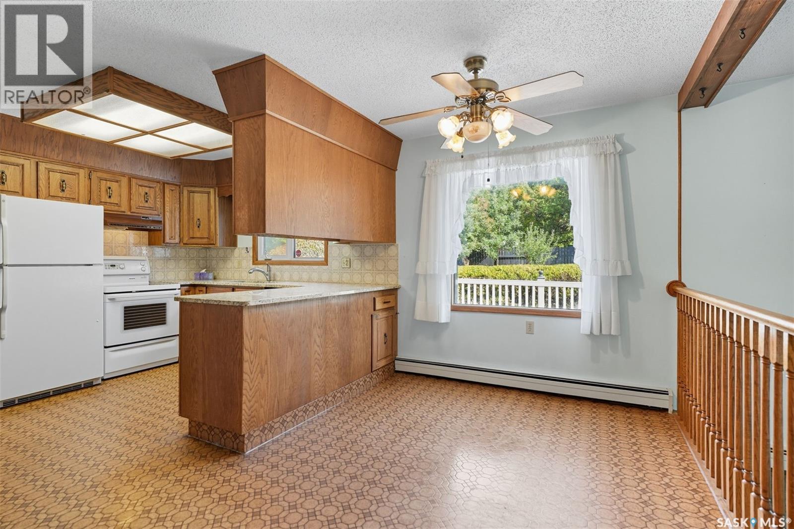 Single Family House 2 Level for Sale in  Penryn COURT Saskatoon 