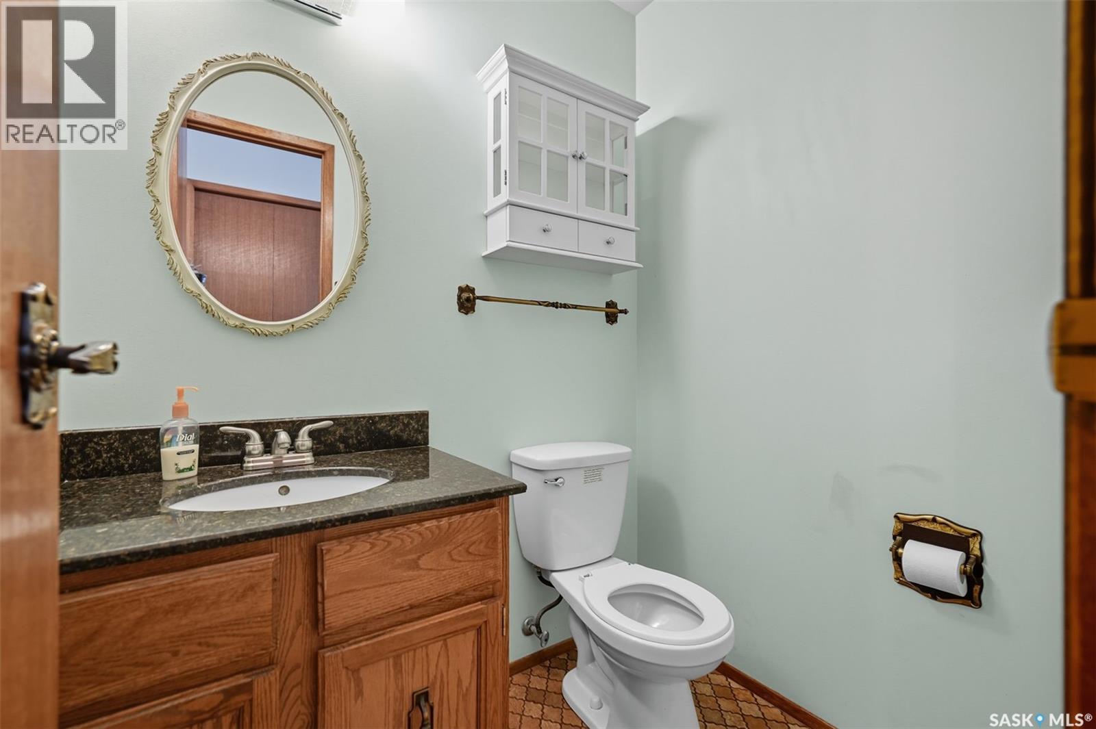 Single Family House 2 Level for Sale in  Penryn COURT Saskatoon 