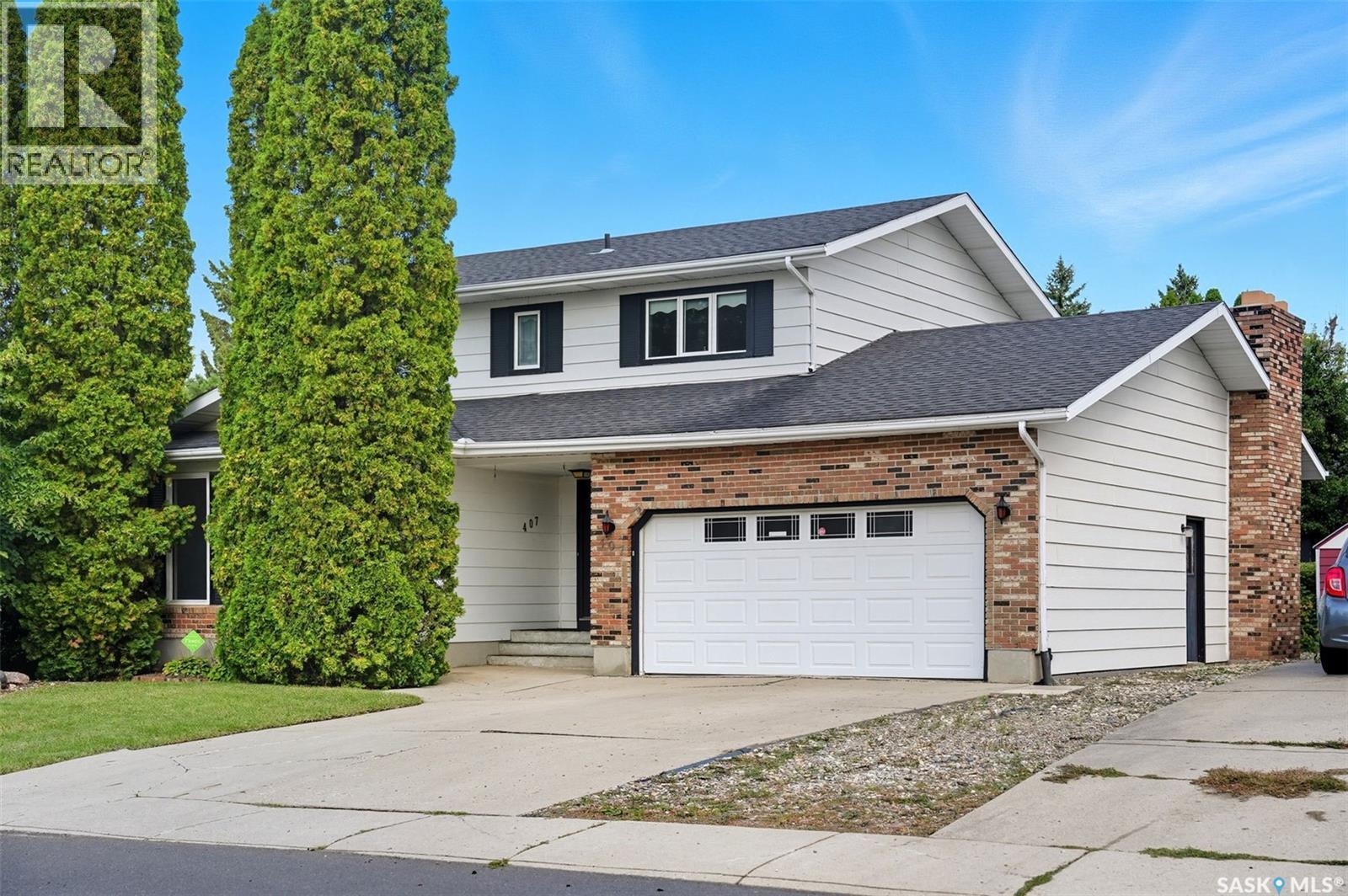 Single Family House 2 Level for Sale in  Penryn COURT Saskatoon 