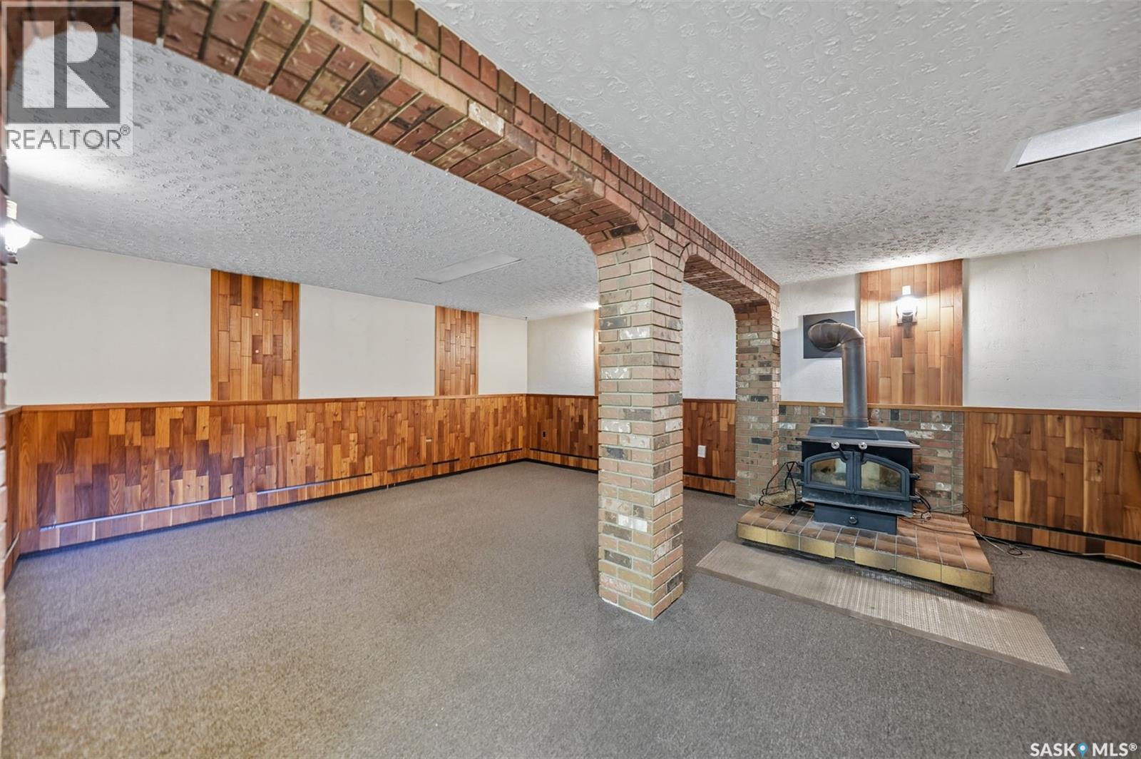 Single Family House 2 Level for Sale in  Penryn COURT Saskatoon 
