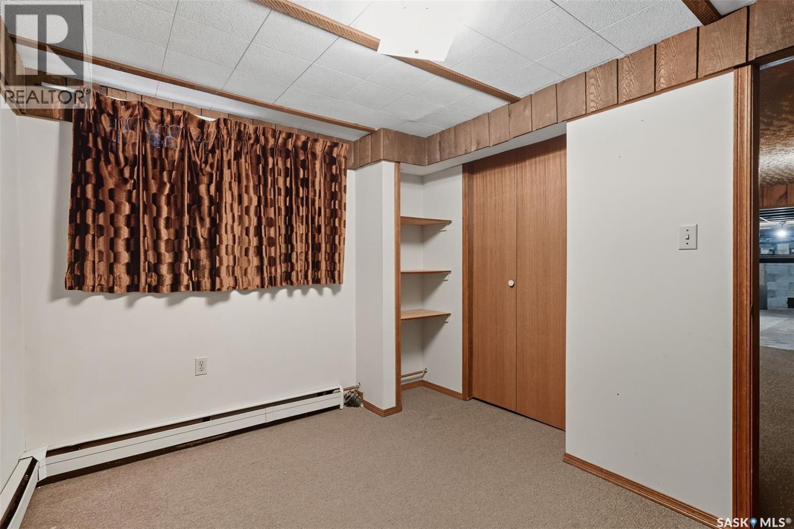 Single Family House 2 Level for Sale in  Penryn COURT Saskatoon 
