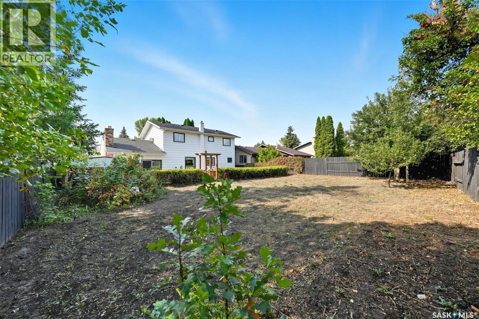 Single Family House 2 Level for Sale in  Penryn COURT Saskatoon 