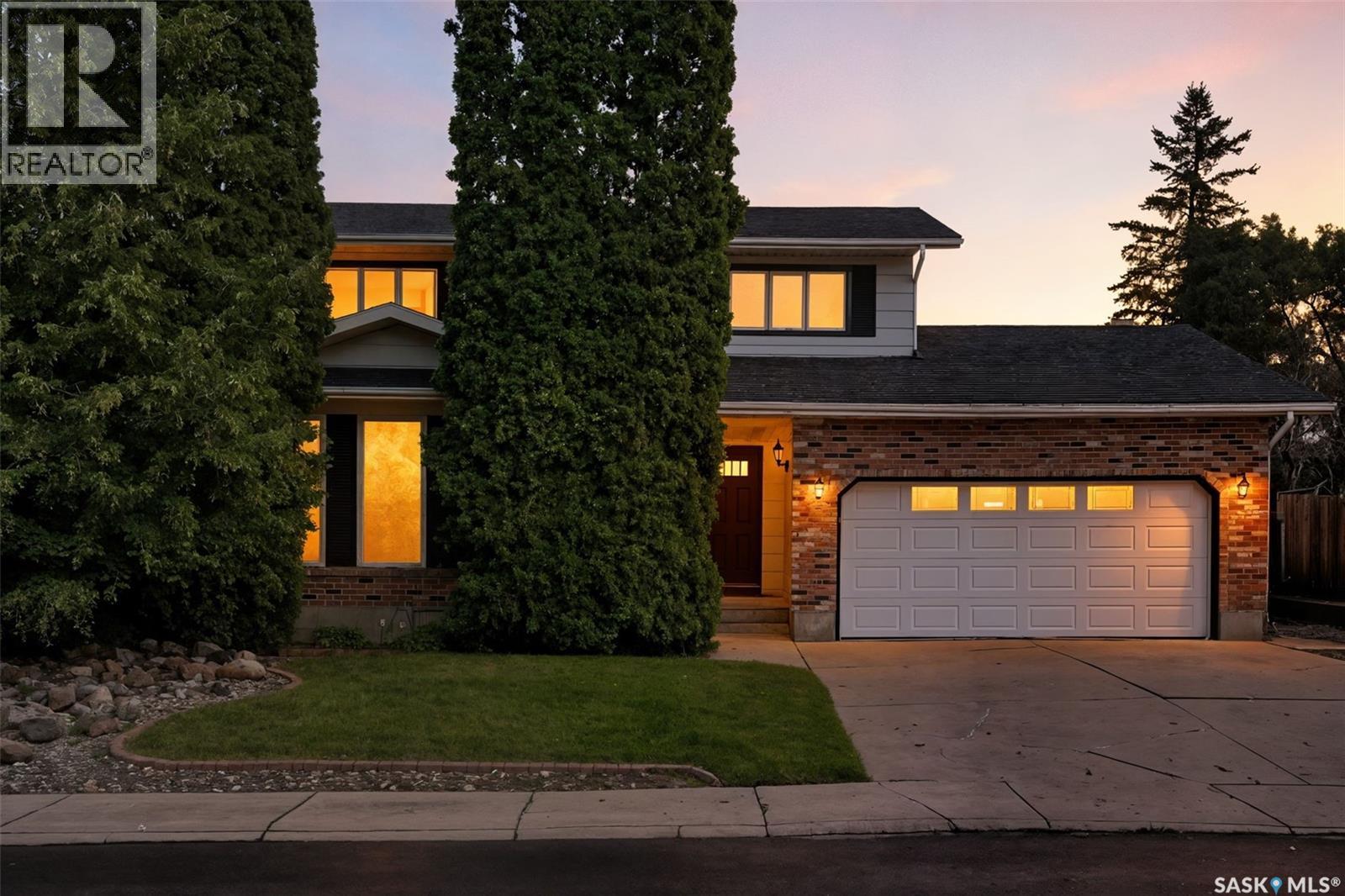 Single Family House 2 Level for Sale in  Penryn COURT Saskatoon 