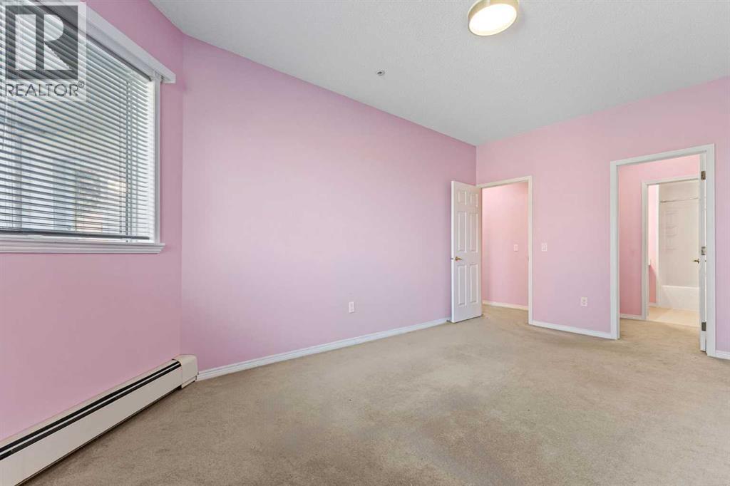 Single Family House for Sale in   Lincoln Way SW Lincoln Park Calgary 