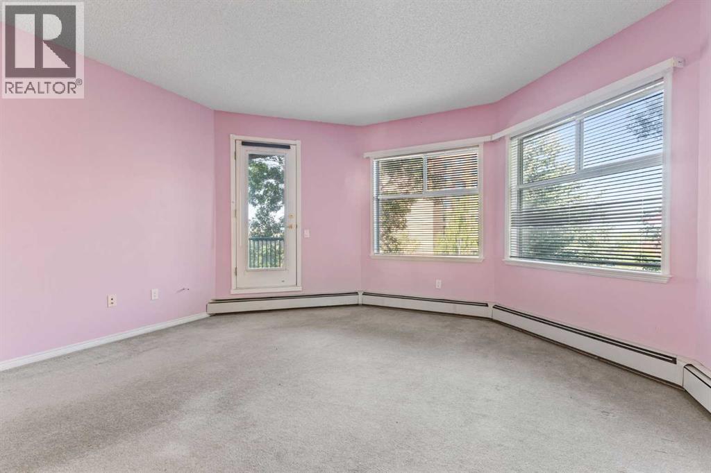 Single Family House for Sale in   Lincoln Way SW Lincoln Park Calgary 