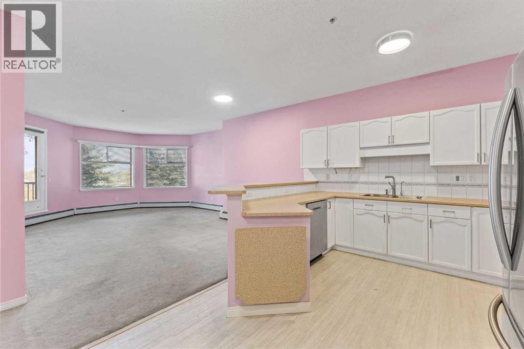 Single Family House for Sale in   Lincoln Way SW Lincoln Park Calgary 