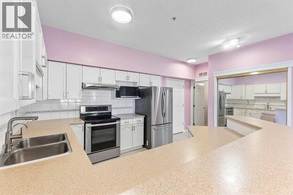Single Family House for Sale in   Lincoln Way SW Lincoln Park Calgary 