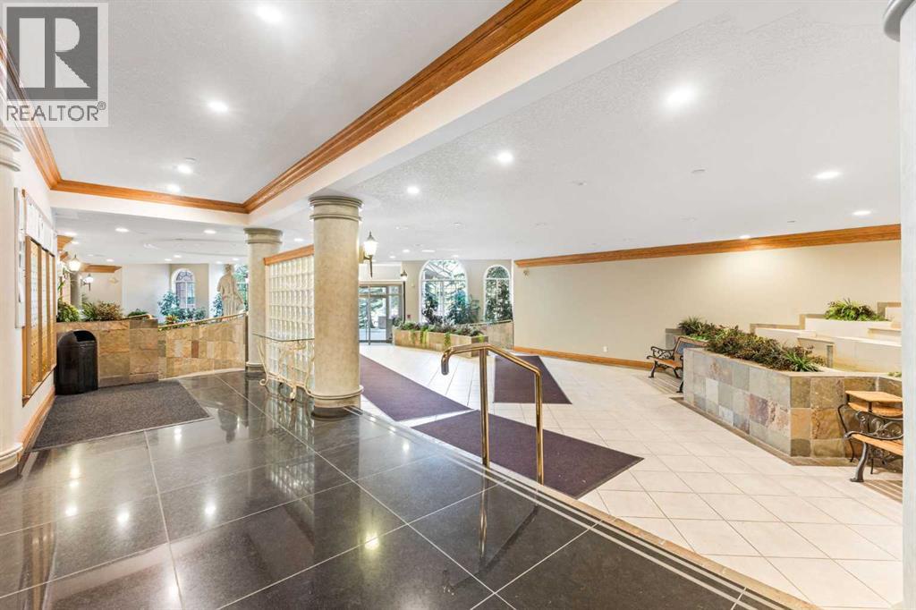 Single Family House for Sale in   Lincoln Way SW Lincoln Park Calgary 