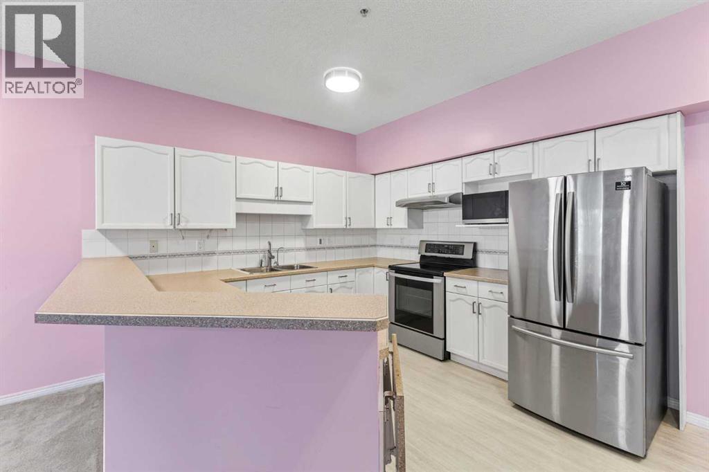 Single Family House for Sale in   Lincoln Way SW Lincoln Park Calgary 