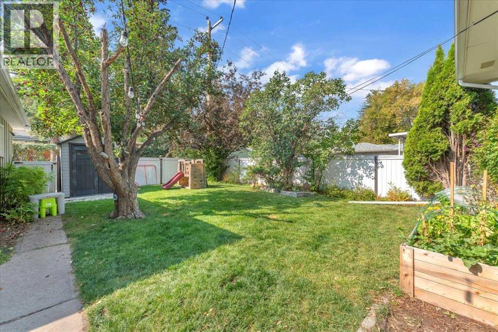 Single Family House Bungalow for Sale in  Capri Avenue NW Brentwood Calgary 