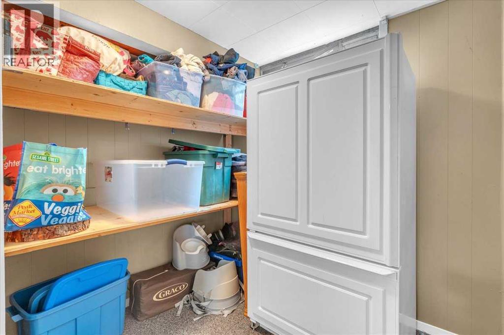 Single Family House Bungalow for Sale in  Capri Avenue NW Brentwood Calgary 