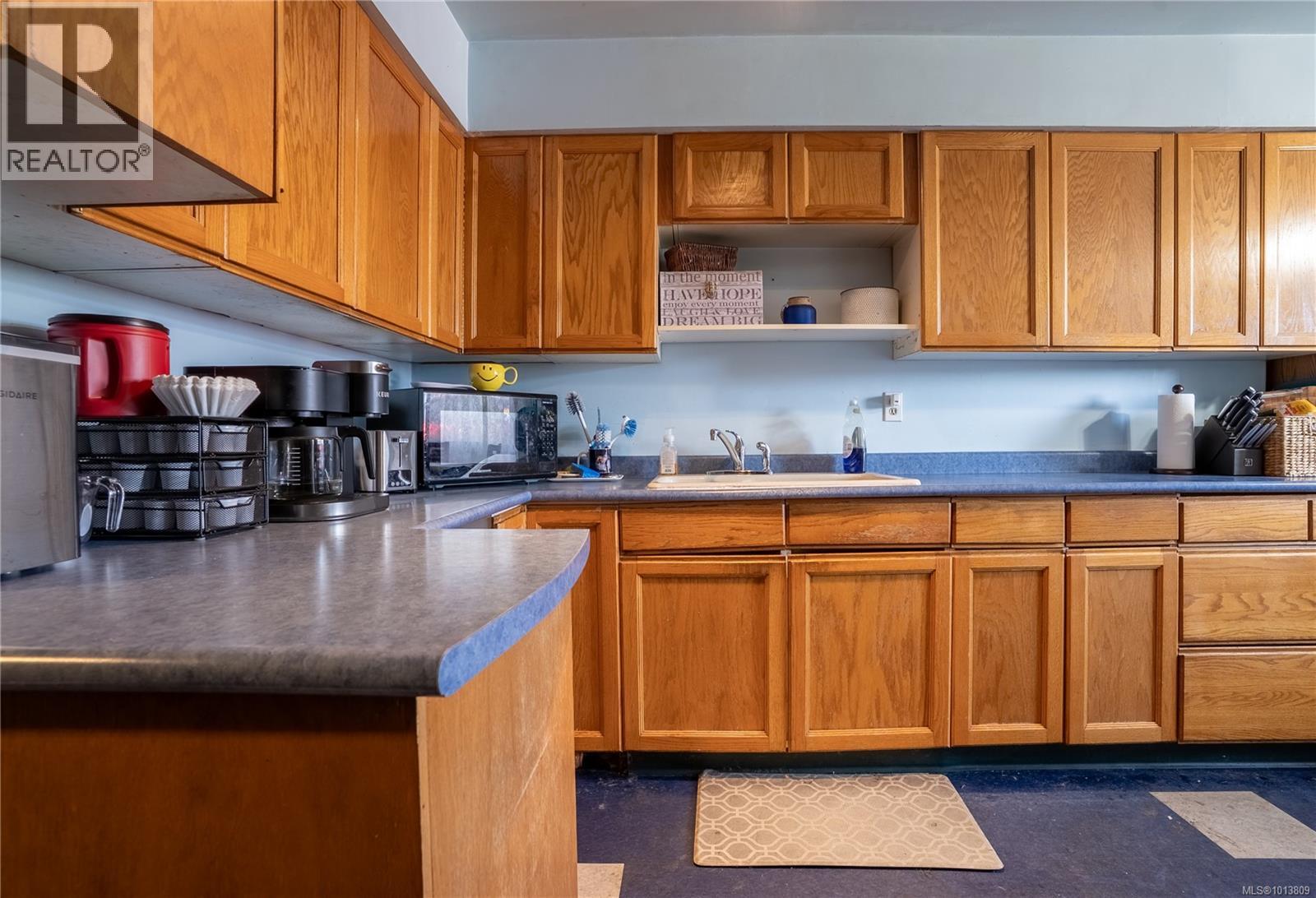 B 2864 Jacklin Rd, Langford