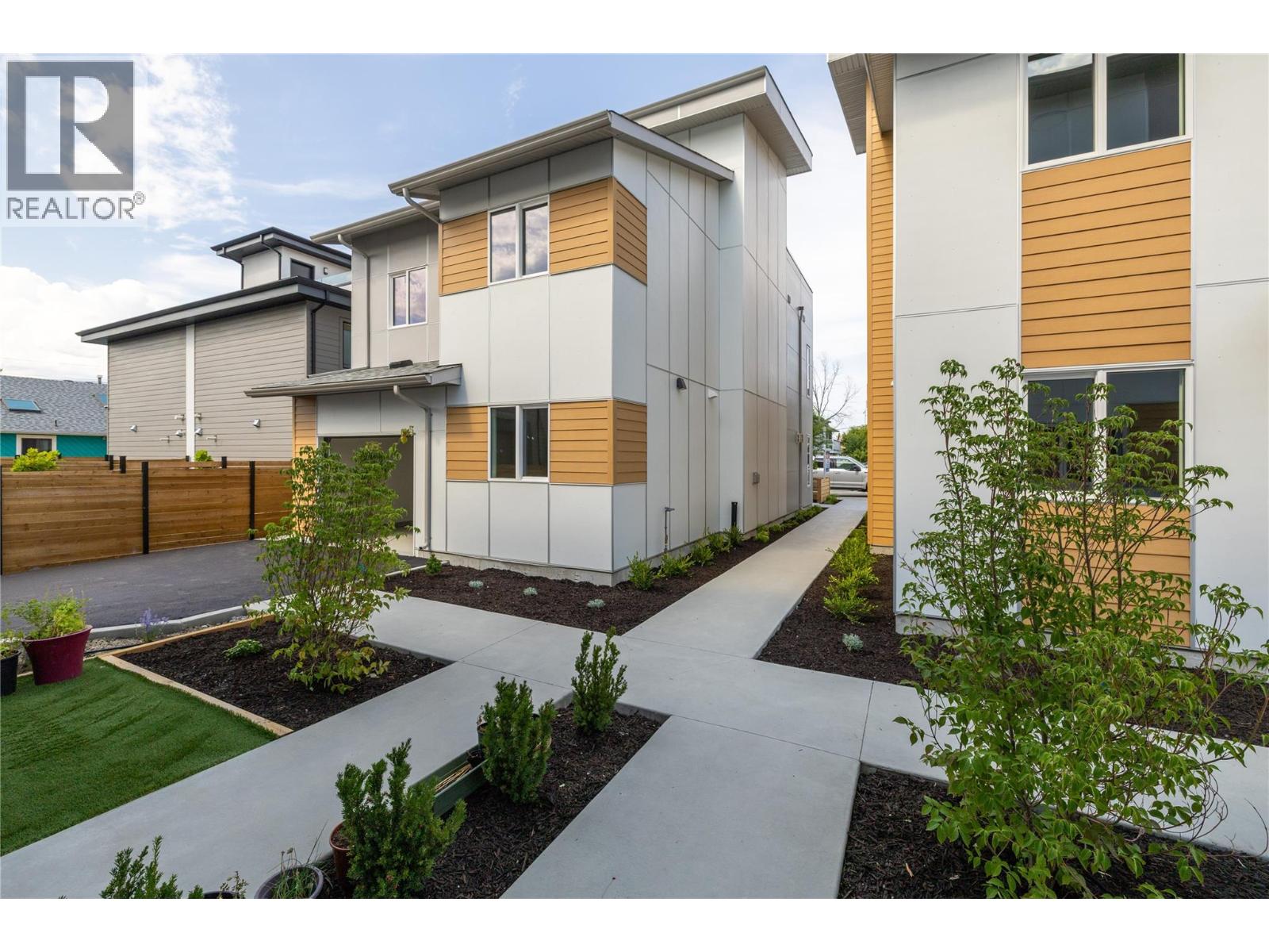 763 Patterson Avenue, Kelowna