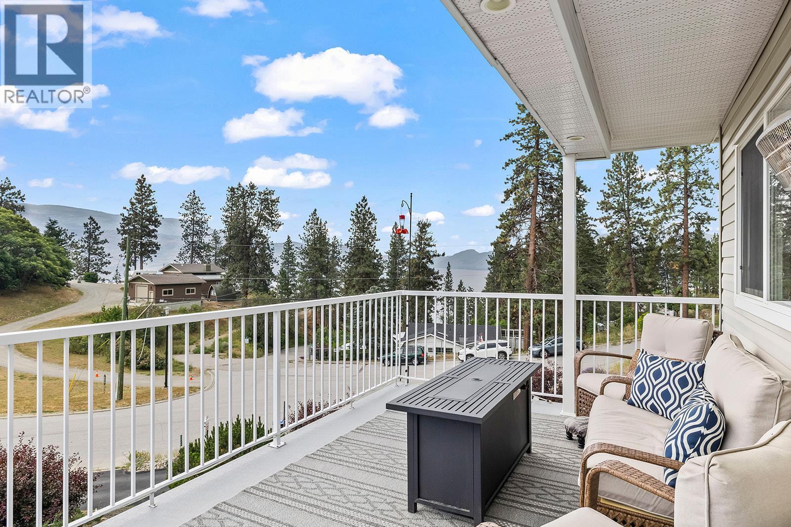  5827 Victoria Street, Peachland