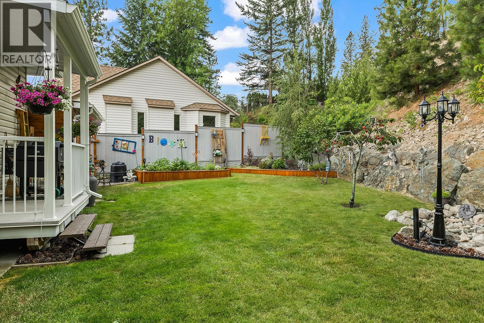  5827 Victoria Street, Peachland
