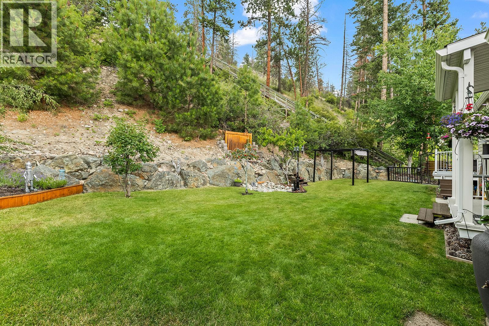  5827 Victoria Street, Peachland