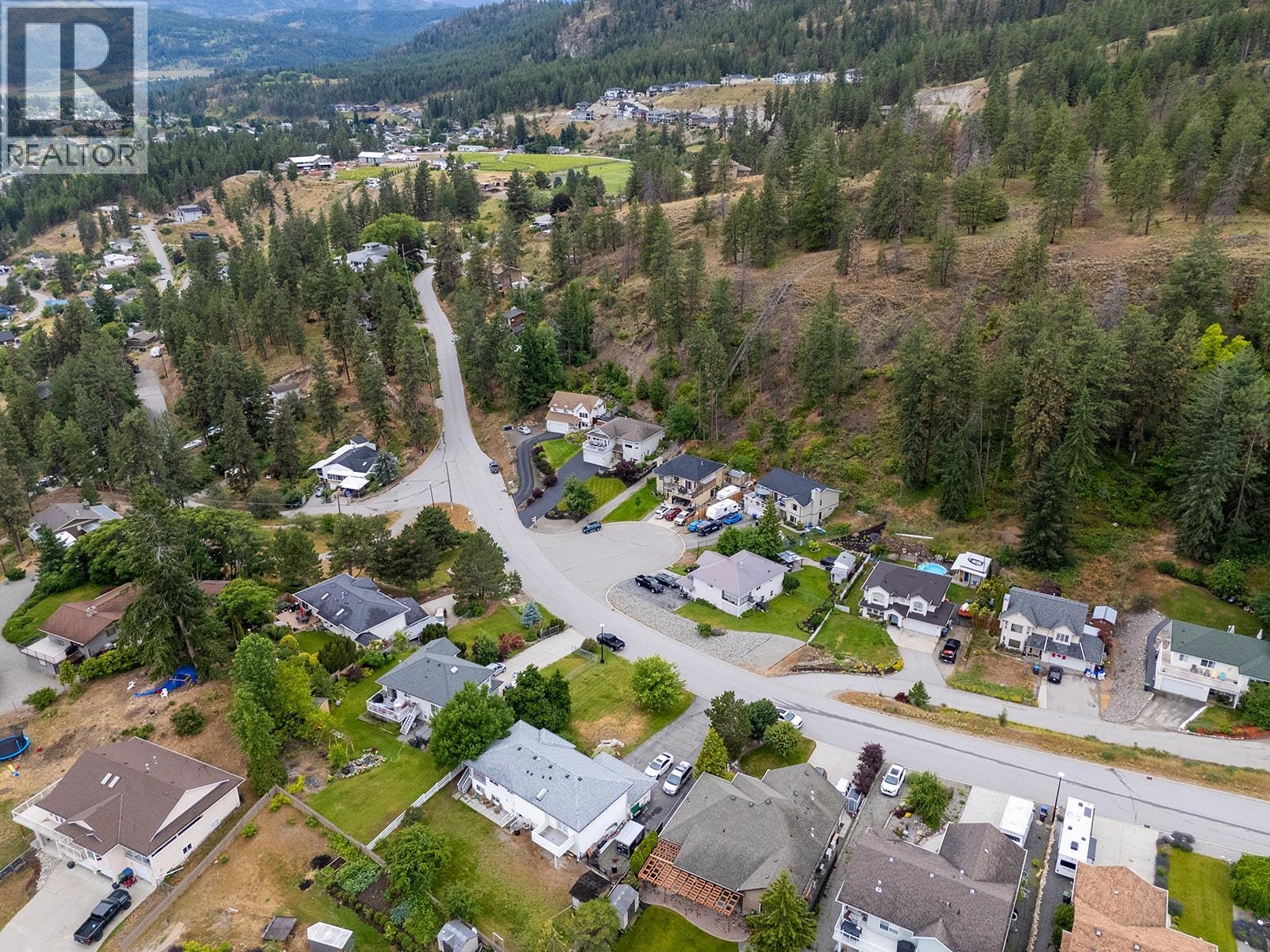  5827 Victoria Street, Peachland
