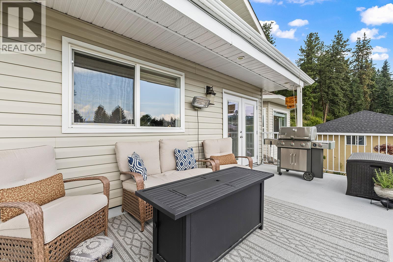  5827 Victoria Street, Peachland