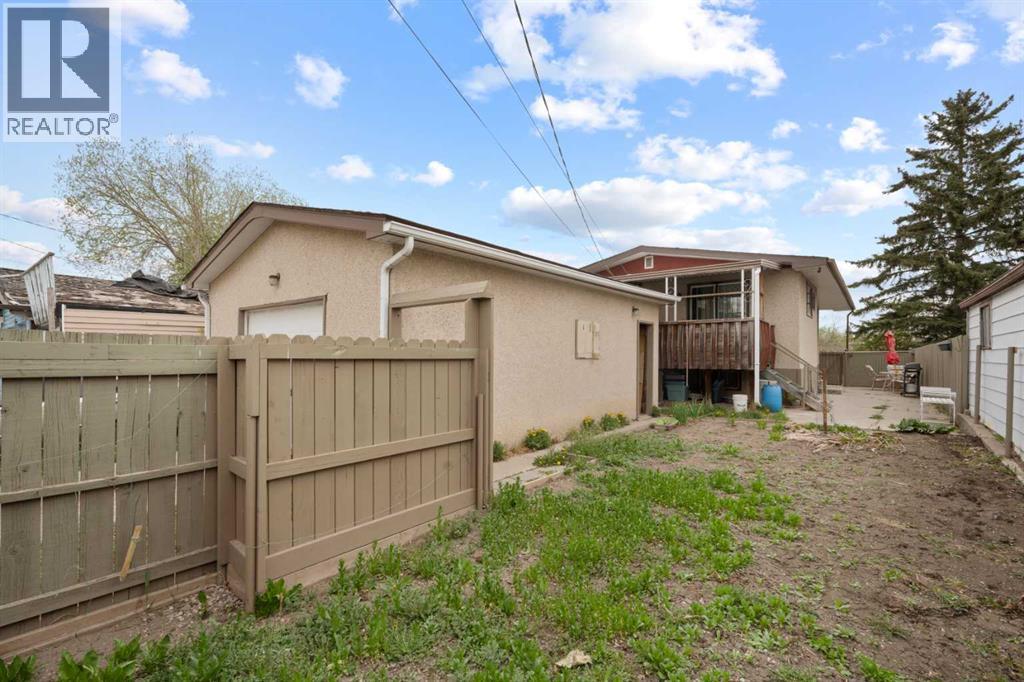 Single Family House Bi-level for Sale in   Street SE Forest Lawn Calgary 