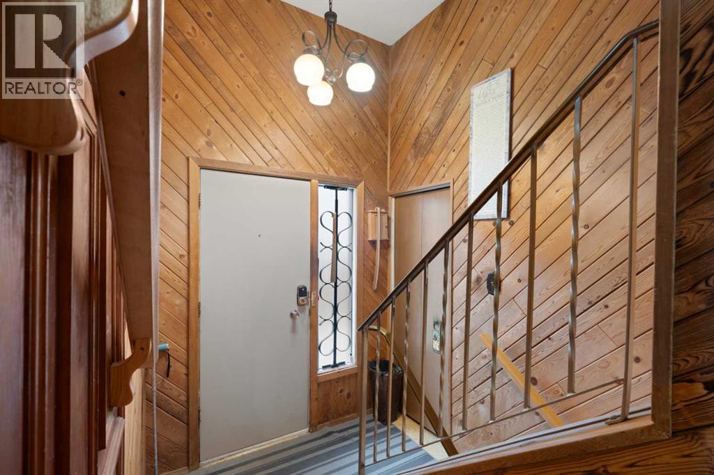 Single Family House Bi-level for Sale in   Street SE Forest Lawn Calgary 