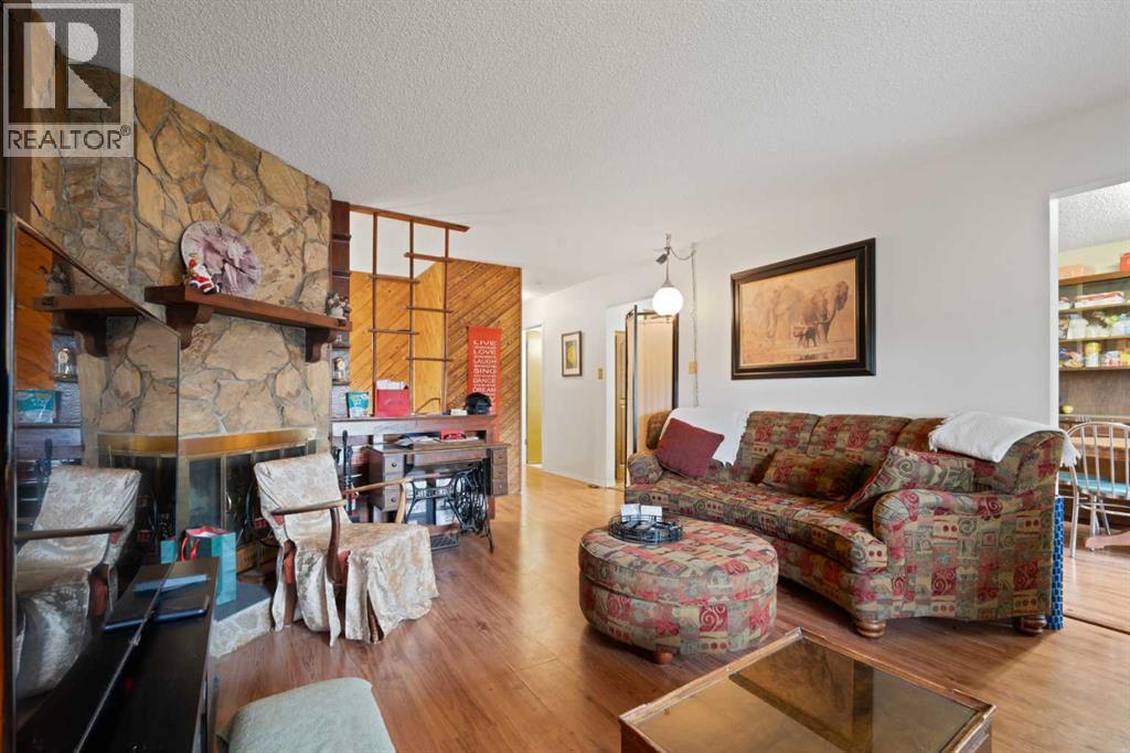 Single Family House Bi-level for Sale in   Street SE Forest Lawn Calgary 