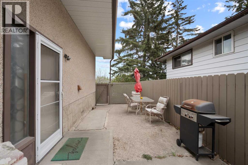 Single Family House Bi-level for Sale in   Street SE Forest Lawn Calgary 