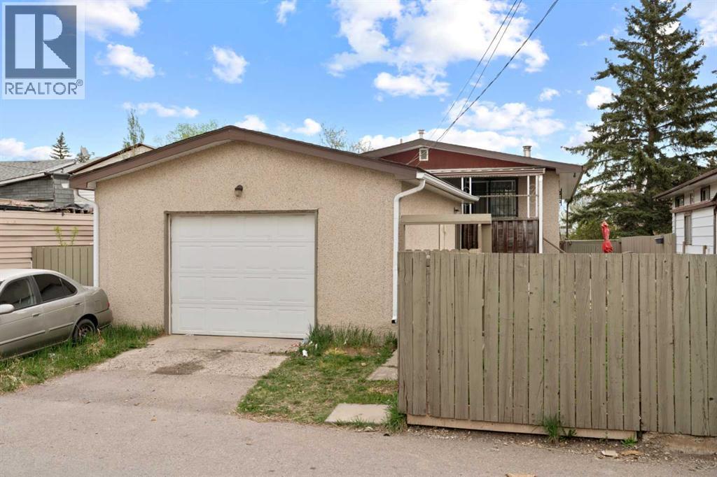 Single Family House Bi-level for Sale in   Street SE Forest Lawn Calgary 