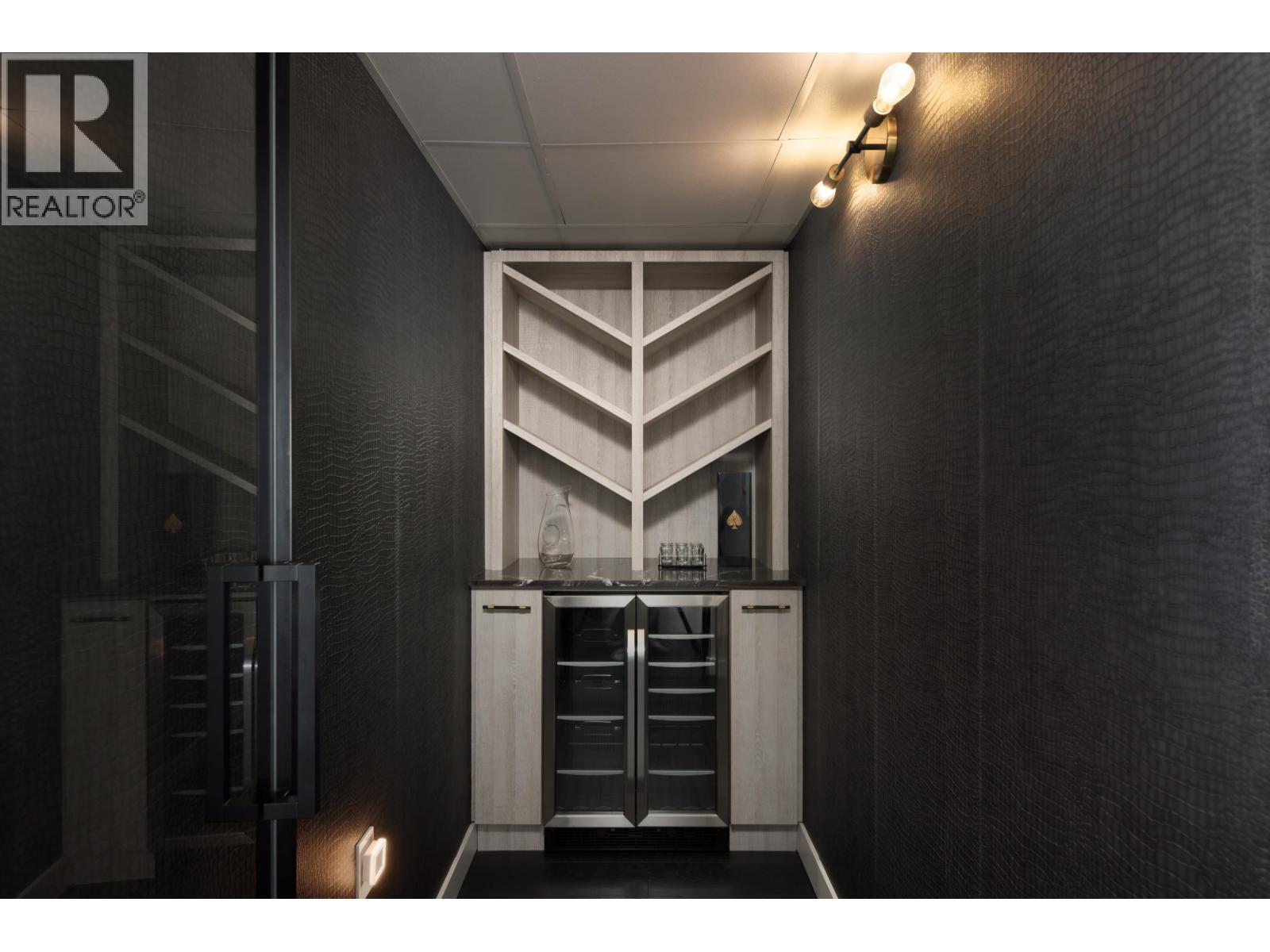 2504 1111 RICHARDS STREET, Vancouver