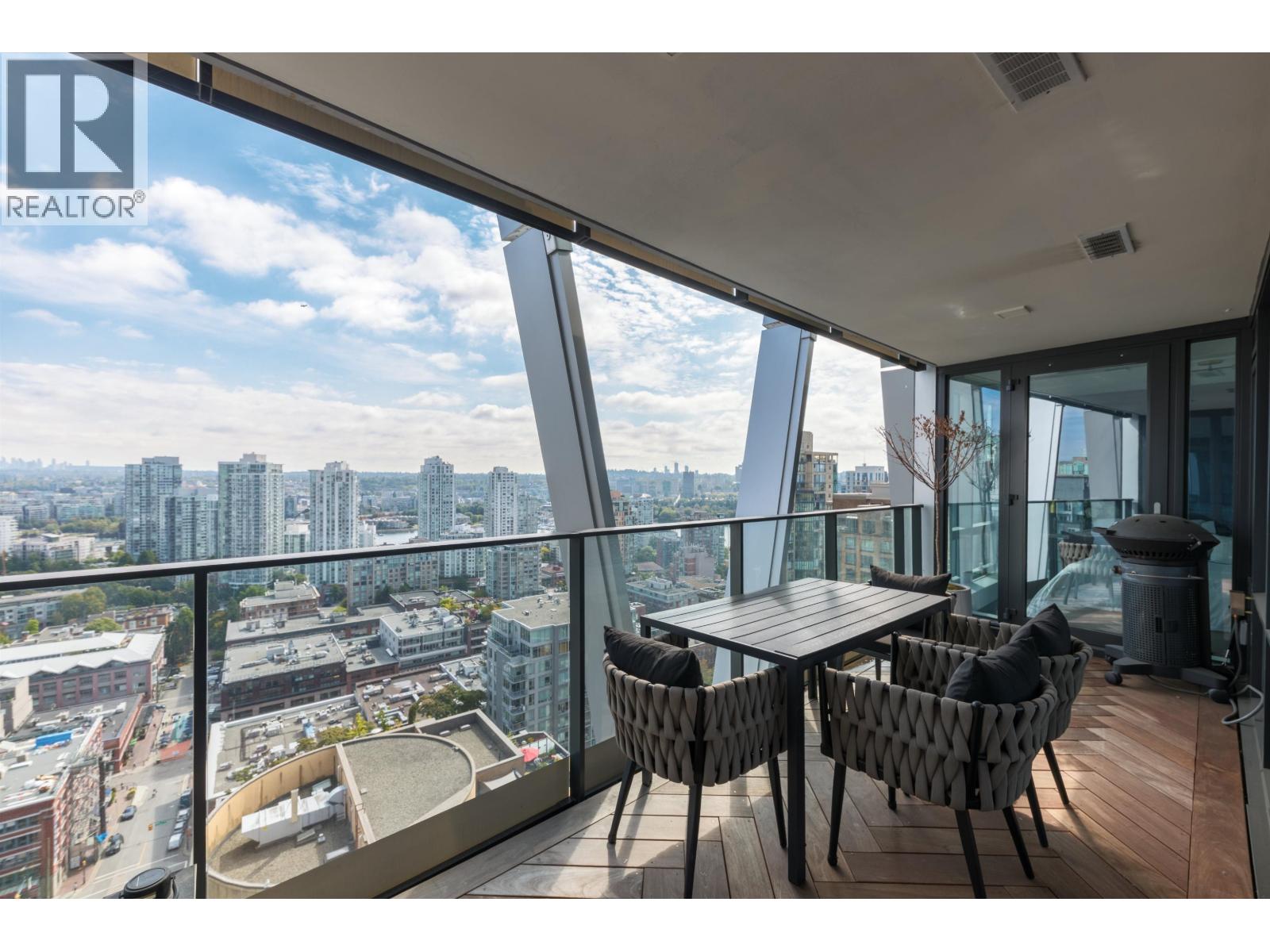 2504 1111 RICHARDS STREET, Vancouver