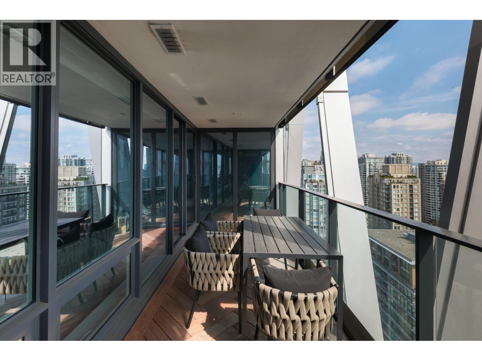 2504 1111 RICHARDS STREET, Vancouver