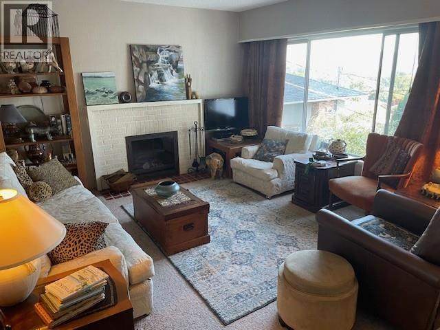 903 E KEITH ROAD, North Vancouver