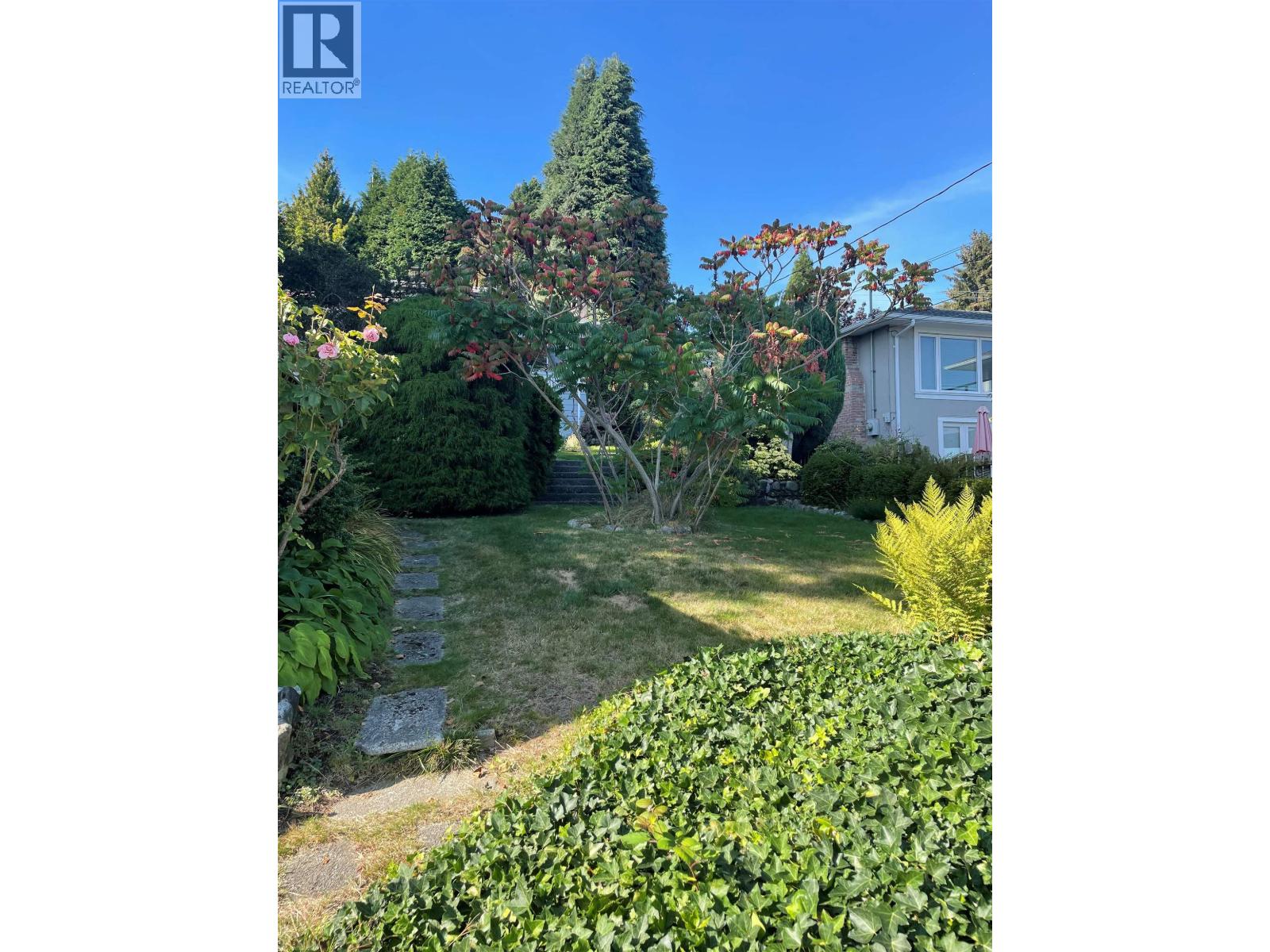 903 E KEITH ROAD, North Vancouver
