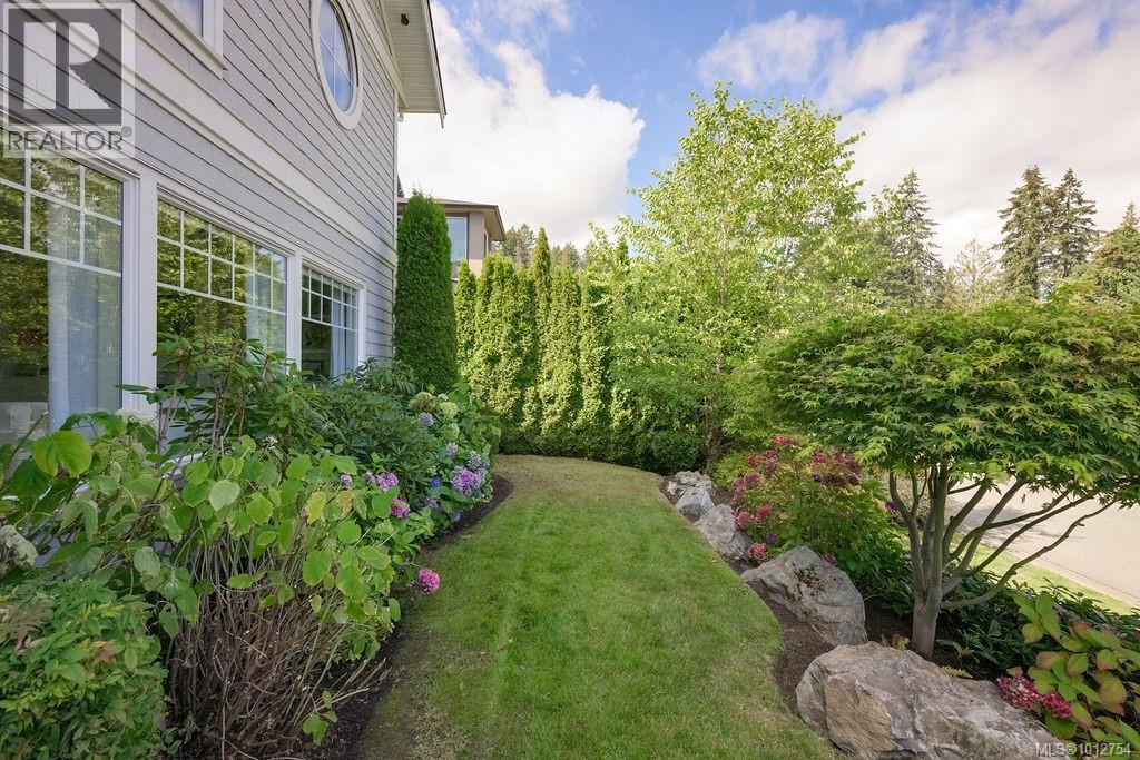  1701 Texada Terrace, North Saanich