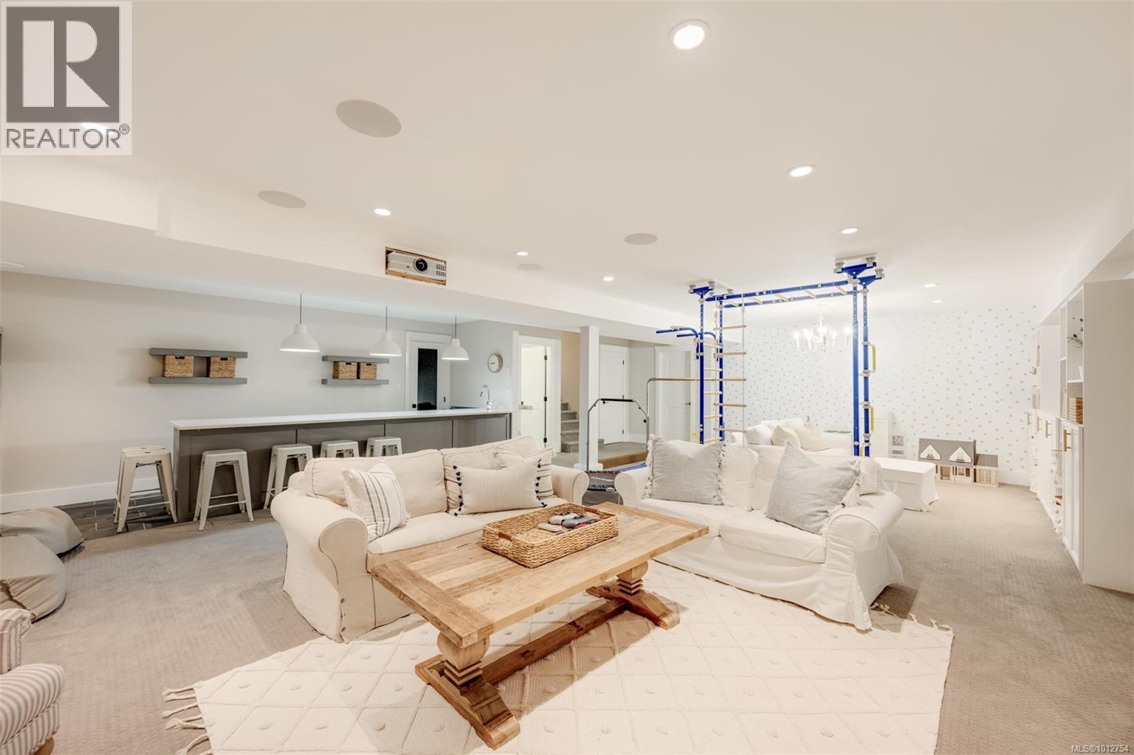 1701 Texada Terrace, North Saanich