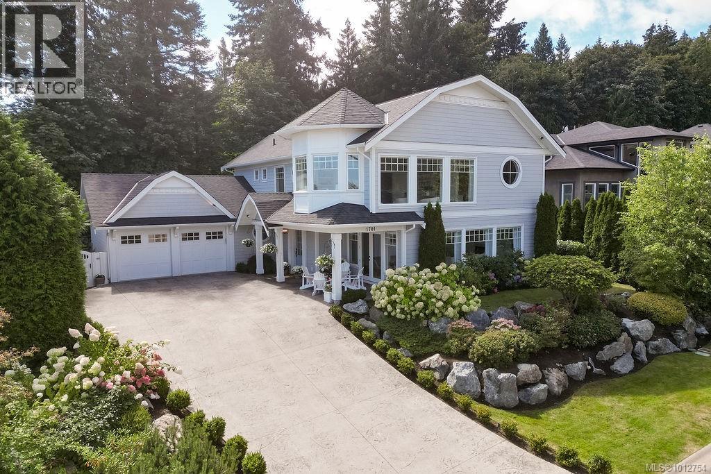  1701 Texada Terrace, North Saanich