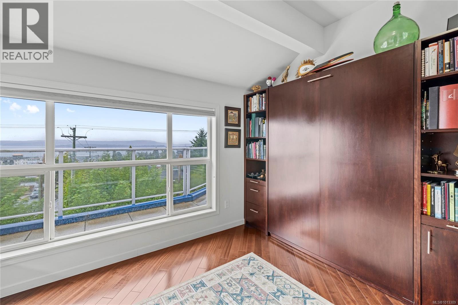 401 650 Prideaux St, Nanaimo